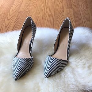 Banana Republic woven stiletto heels size 9